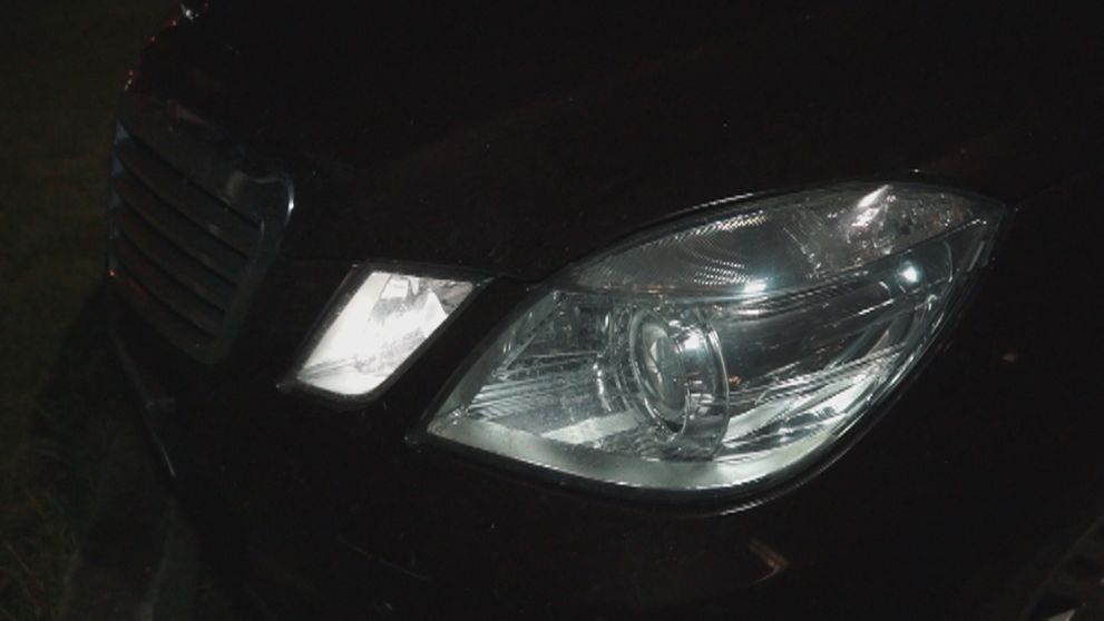 Xenónové alebo LED svetlá v autách prinášajú pre vodičov aj riziká