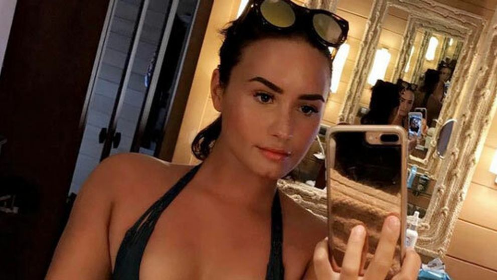 Demi Lovato v odvážnych plavkách