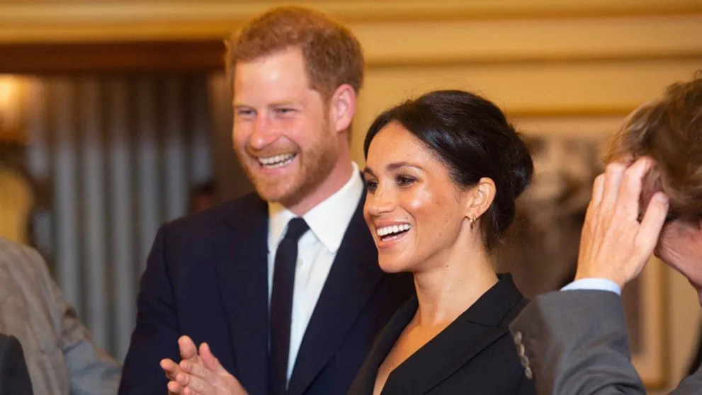 Ďalší prešľap vojvodkyne Meghan. Na kráľovský protokol zjavne úplne kašle