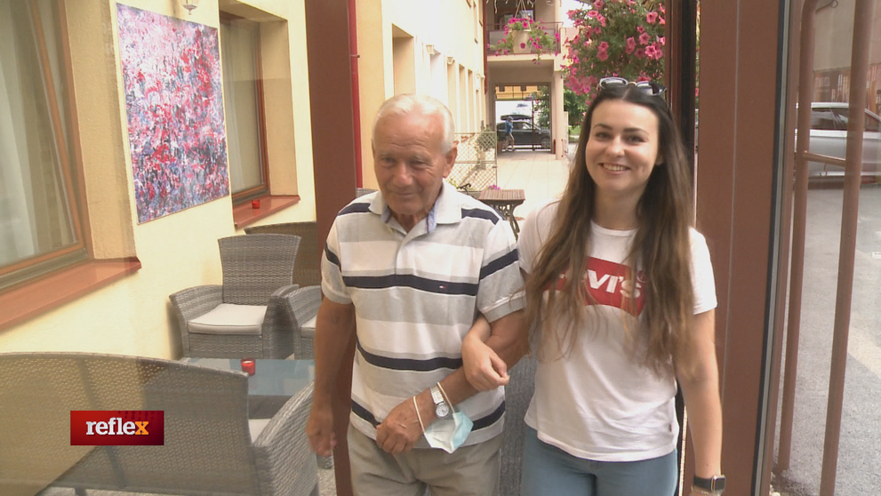 Život jej zachránil priateľov starý otec