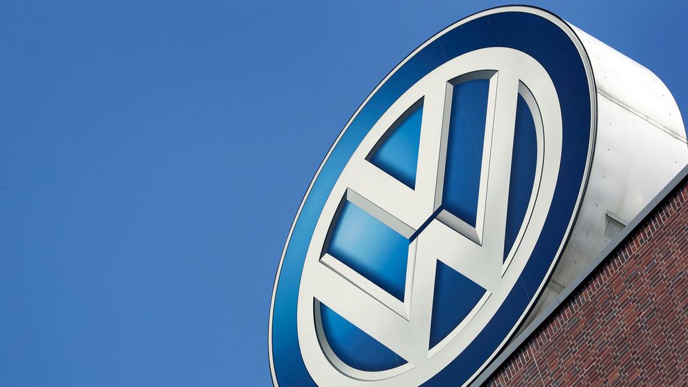 Volkswagen predlžuje odstávku vo výrobe áut