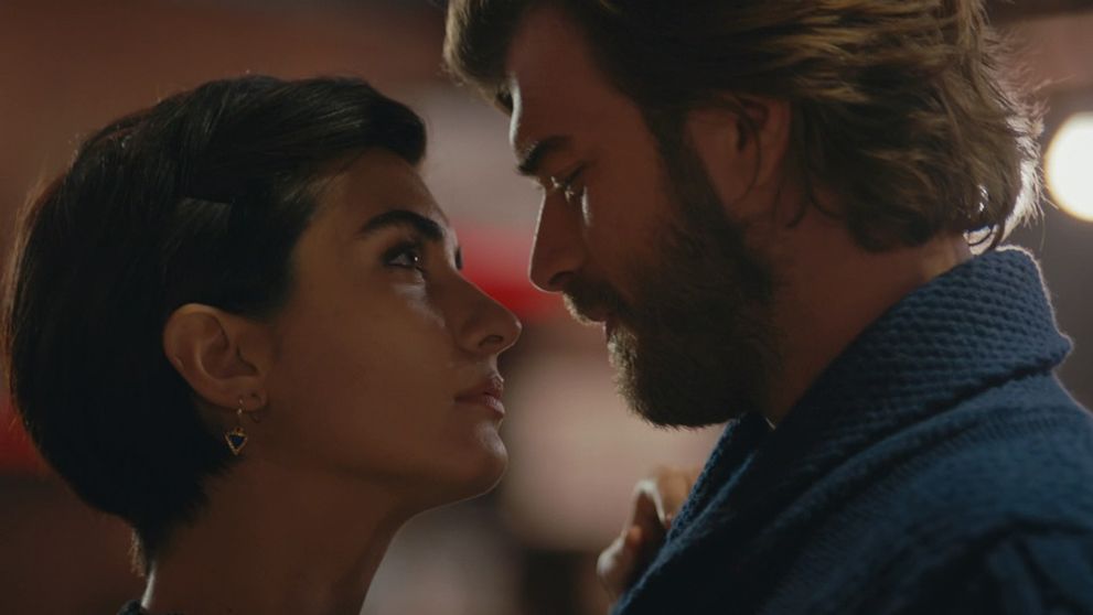 Statočný a krásna: 29. a 30. epizóda