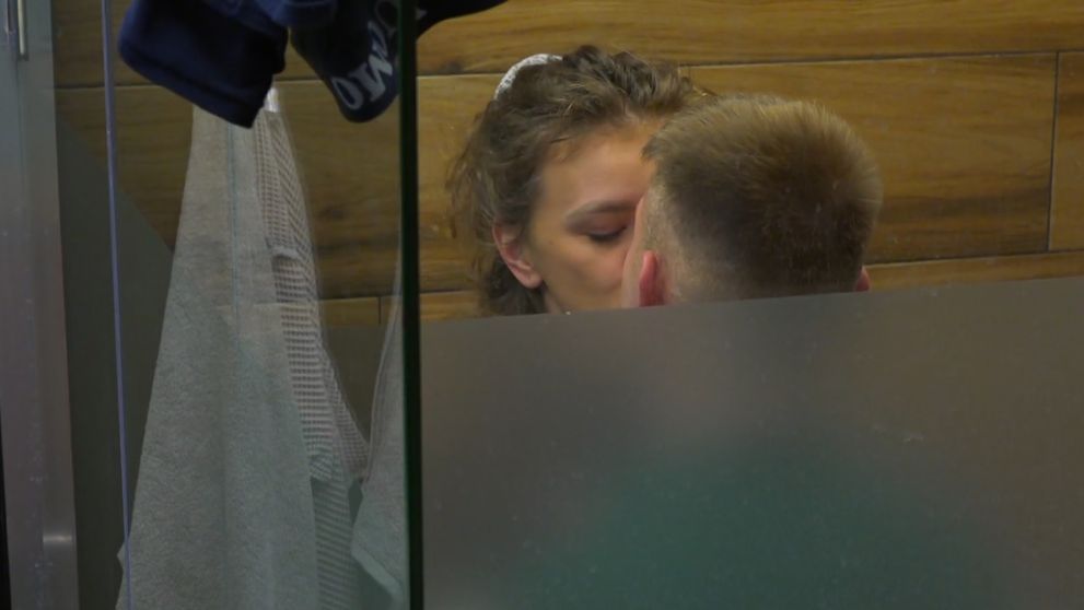 Tarik a Katrin sa odviazali v sprche: Mal čo robiť, aby sa udržal