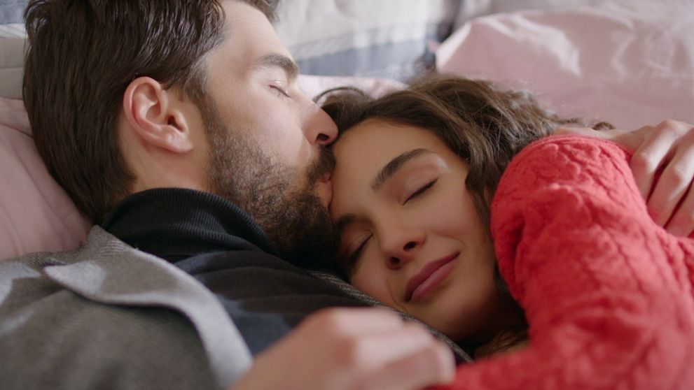 Spútaný motýľ: 99. a 100. epizóda