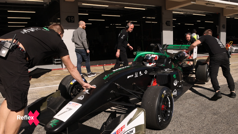 Dostali sme pozvanie na legendárny okruh Formuly 1 v Barcelone