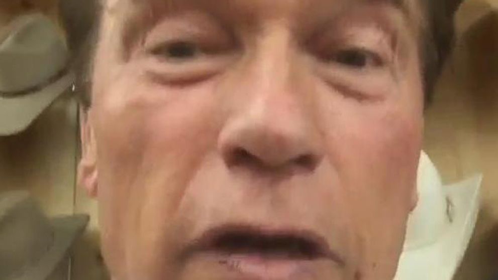 Arnold prosí fanúšikov o pomoc: Pomôžte mu s rozhodnutím!