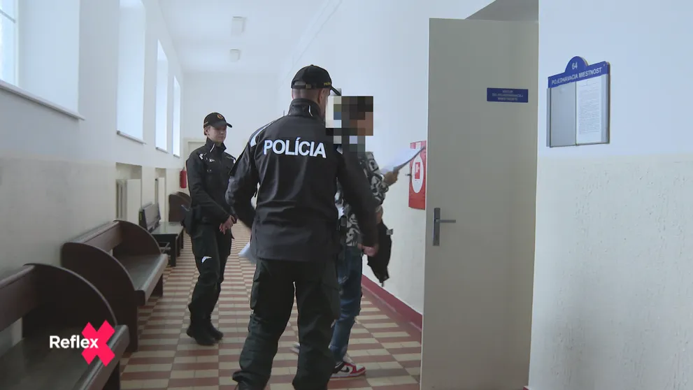 Ozvala sa ďalšia údajná obeť muža, ktorý je aktuálne vo väzbe za kupliarstvo