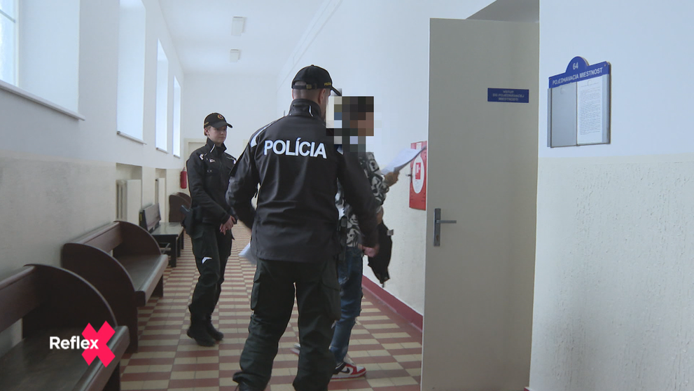 Ozvala sa ďalšia údajná obeť muža, ktorý je aktuálne vo väzbe za kupliarstvo