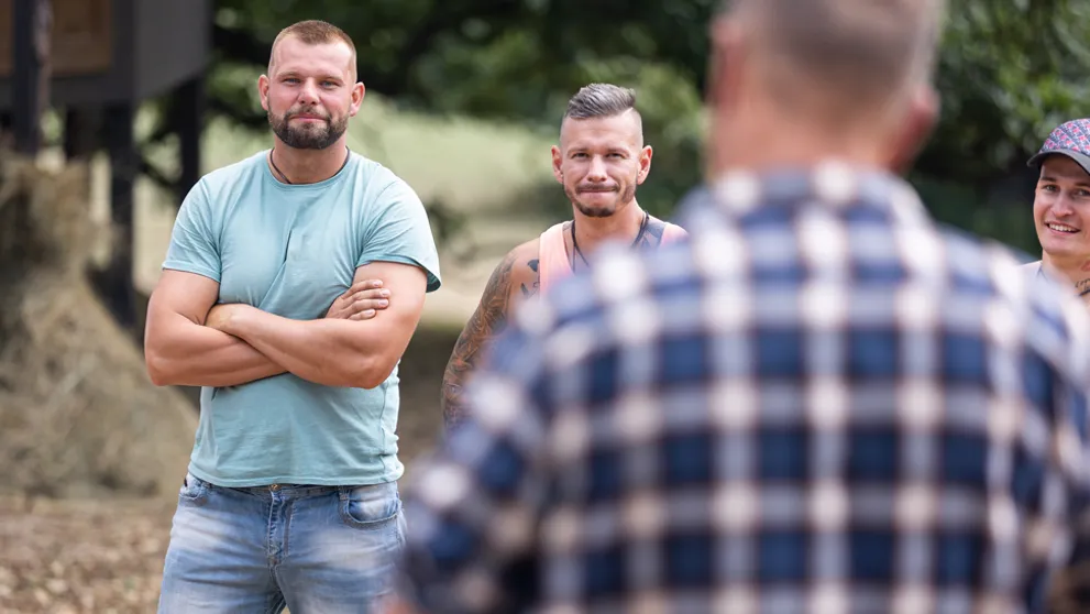 Nečakané rozhodnutie hospodára: Jeden z farmárov dostal už druhú ranu pod pás!