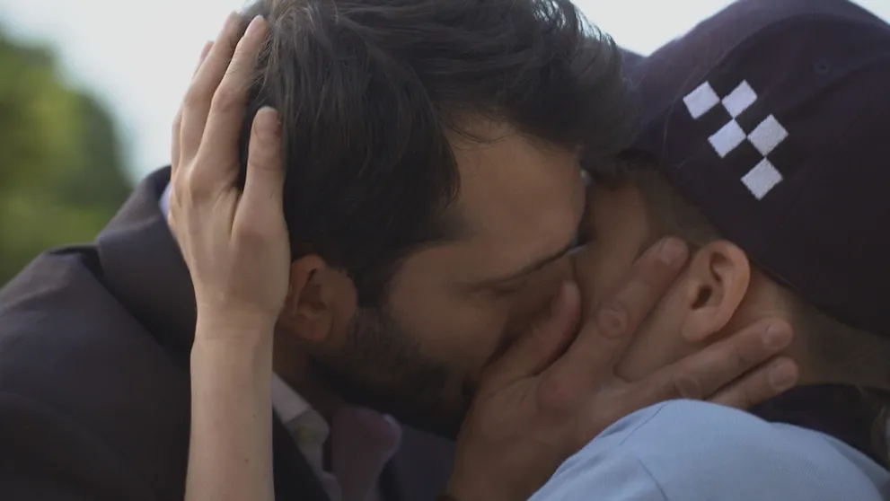 Predsa to prišlo: Alex a Jana sa bozkávajú!
