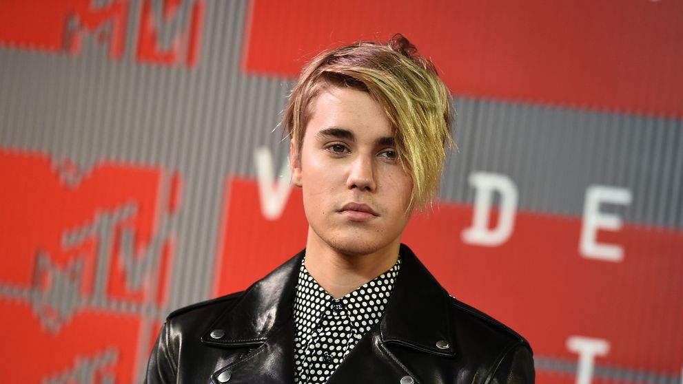 Justin Bieber opäť púta pozornosť: Čo to má na hlave?
