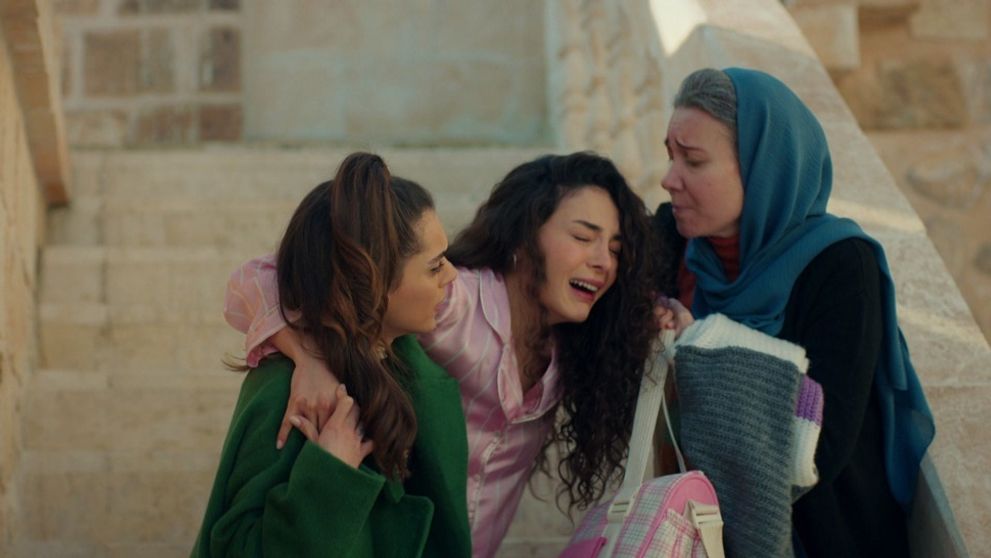 Spútaný motýľ II.: 71. a 72. epizóda