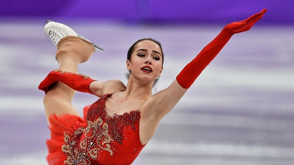 Talentom na ľade vyráža dych. Mladučkú Alinu na olympiáde zradil kostým