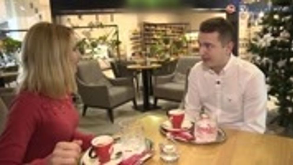 Bublinár s najväčším bublifukom na svete