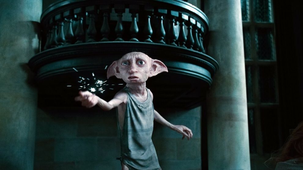 Nezodpovední fanúšikovia Harryho Pottera: Pozrite sa, čo stvárajú na Dobbyho hrobe