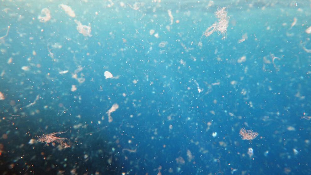 Aktivisti našli v pitnej vode zo Žitného ostrova mikroplasty