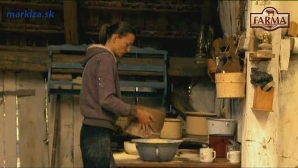 Súťažiaci z Farmy za jedným stolom!