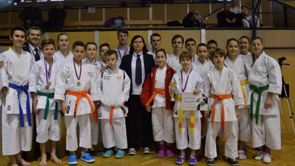 Majstri v karate v Teleráne!