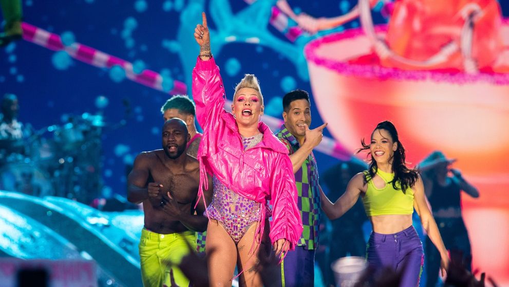 Pink vo Viedni okradli. Ona však fanúšikov o dokonalú šou neobrala