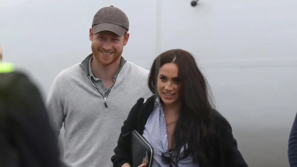 Harryho a Meghan zachytila bezpečnostná kamera! Všetci sú prekvapení, čo robili