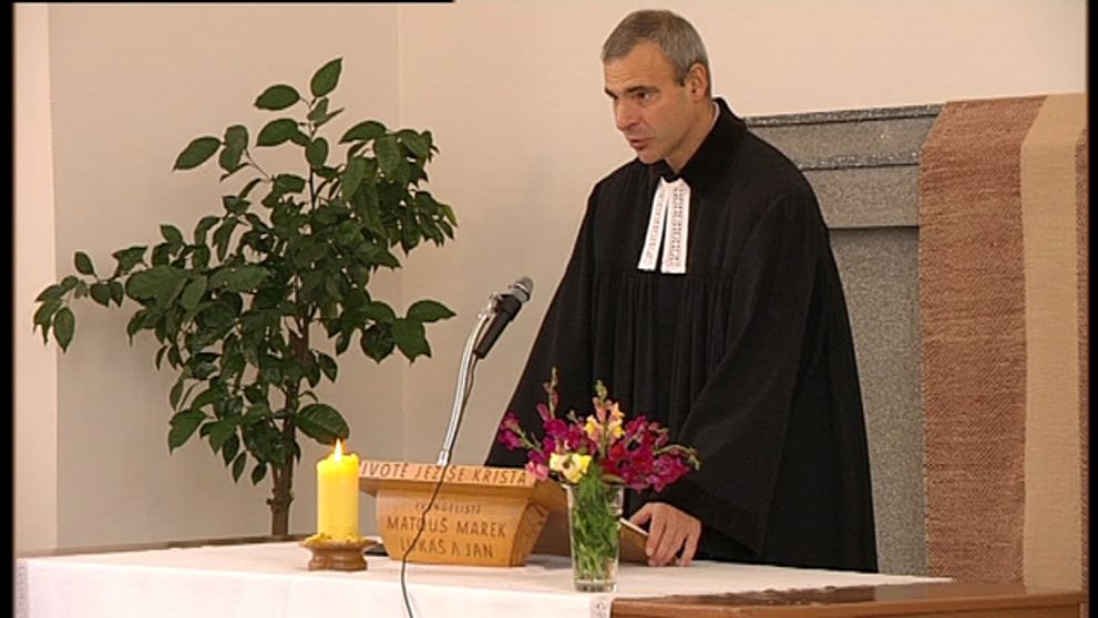 Kňaz, ktorý sa priznáva k homosexualite