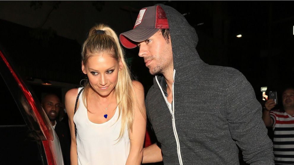 Enrique Iglesias je hrdým otcom. Konečne ukázal svoje dvojčatá