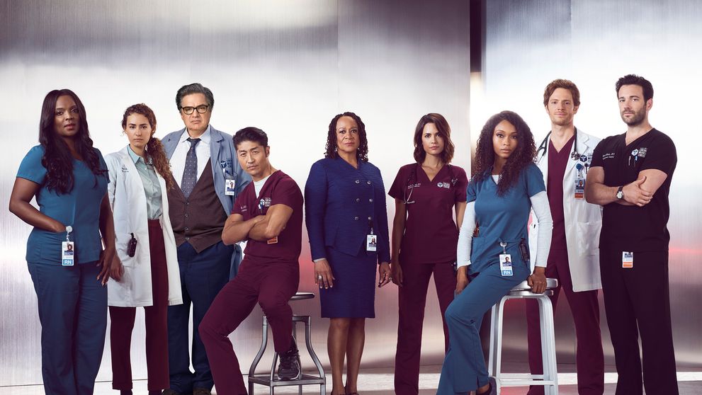 Krásavec zo Chicago Med sa stane otcom: Prvé dieťa na ceste