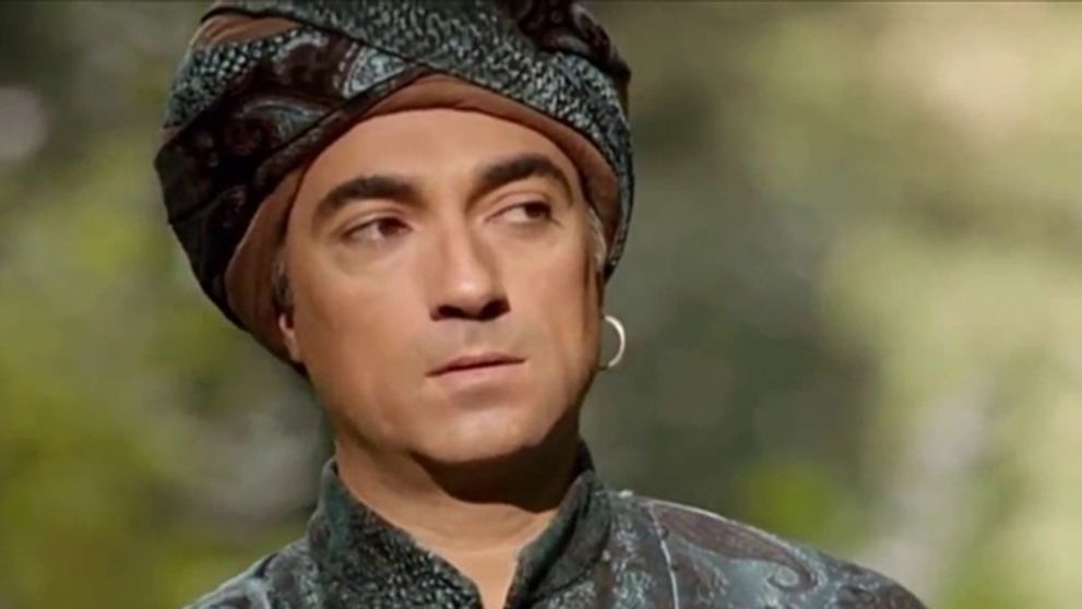 Pamätáte si eunucha Sümbüla zo Sultána? Neuveríte, ako vyzerá dnes