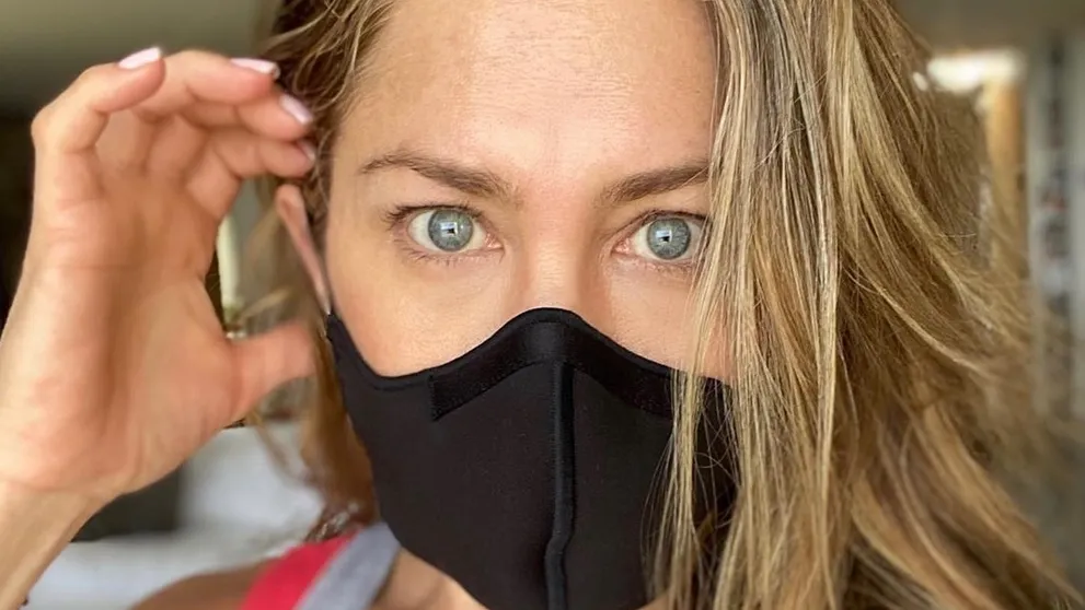 Krutá realita: Jennifer Aniston zverejnila fotku z lôžka, na všetkých má prosbu
