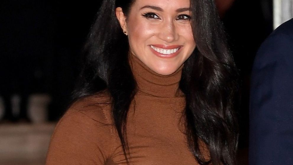 Meghan po dlhej dobe na verejnosti: Z tohto detailu urobili veľký trapas