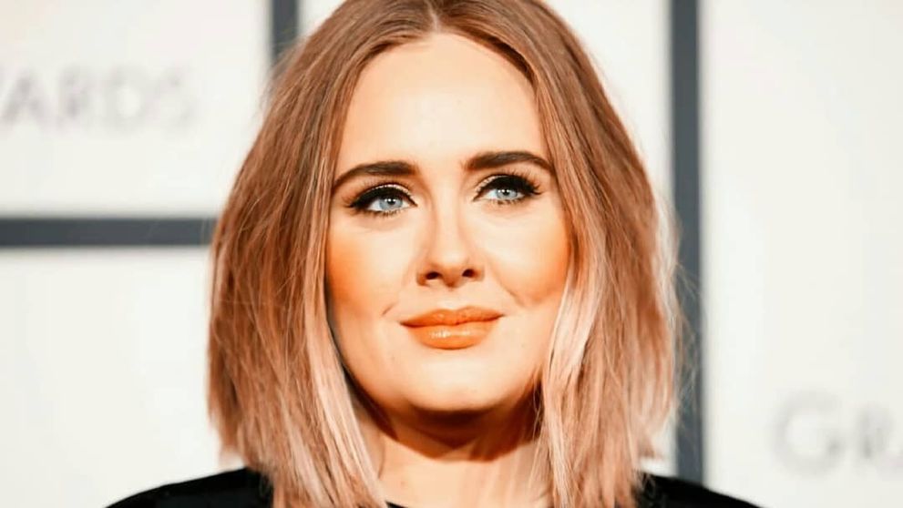 Adele dosiahla vysnívanú postavu. Za posledný rok schudla takmer 50 kíl!