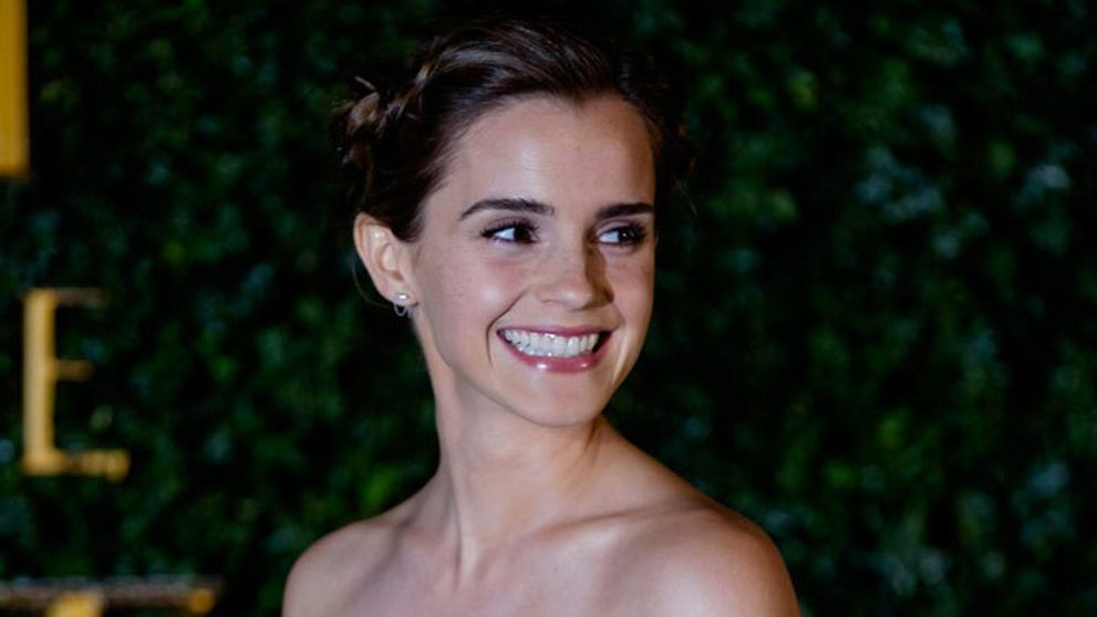 Dokonalá Emma Watson na premiére. Jej róba vám vyrazí dych