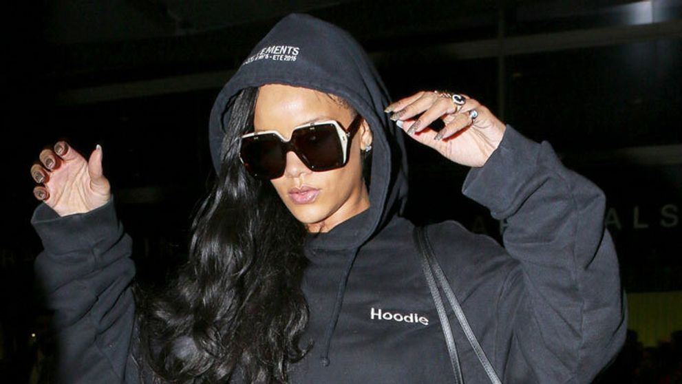 Z čerta anjel? Rihanna je znova blond! Foto vnútri