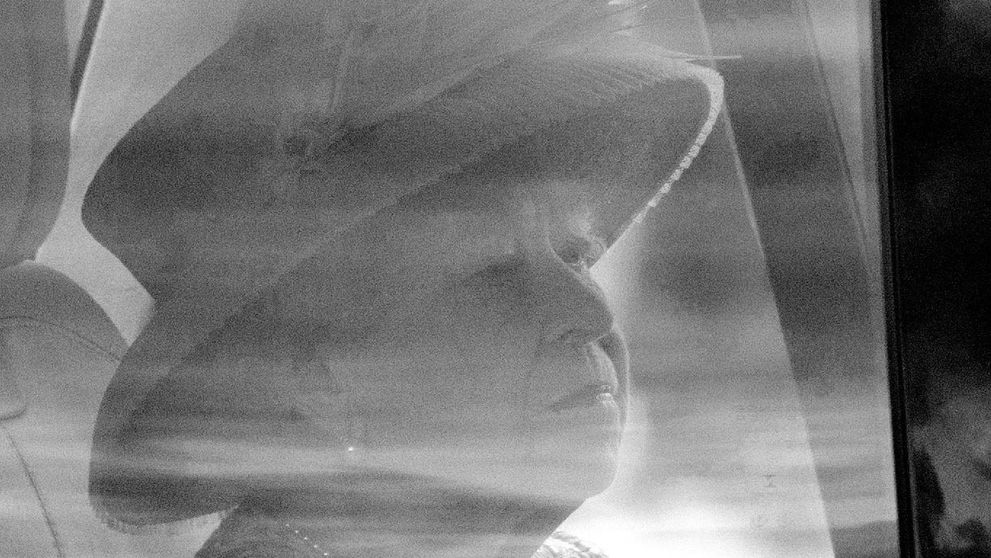 Kráľovnú smútok neopúšťa: Stratila ďalšieho člena rodiny