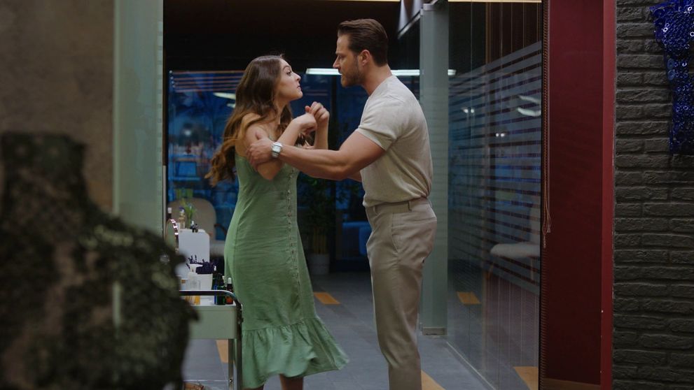 Vzťah Efsun a Emira sa v sekunde ocitne na bode mrazu