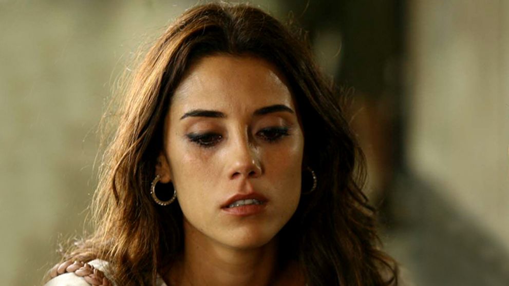 Cansu Dere: Už naozaj stačilo!