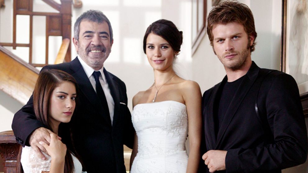 Zakázaná láska: Kto sa zahráva s ohňom... Spáli sa!