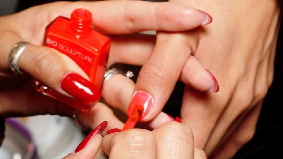 Trendy v nechtovom dizajne na rok 2023: Čakali by ste túto farbu?