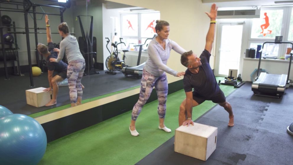 Pripraví telo na tréning. Máme pre vás návod na kvalitný strečing