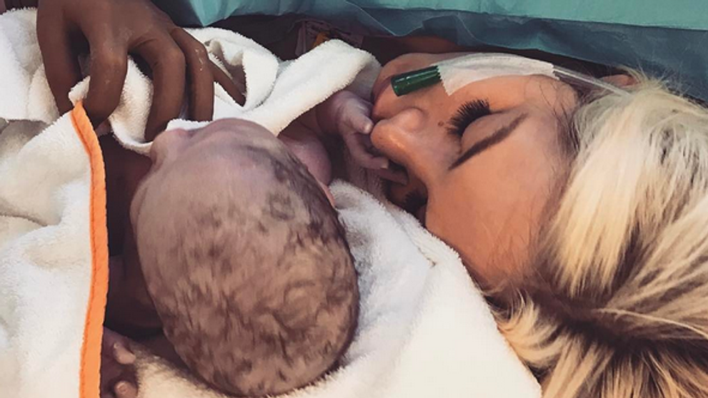 Stochova snúbenica pár dní po pôrode: Bruško, akoby ani nerodila!