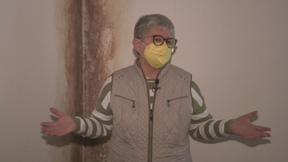 Deravá strecha im ničí zdravie, správca nekoná