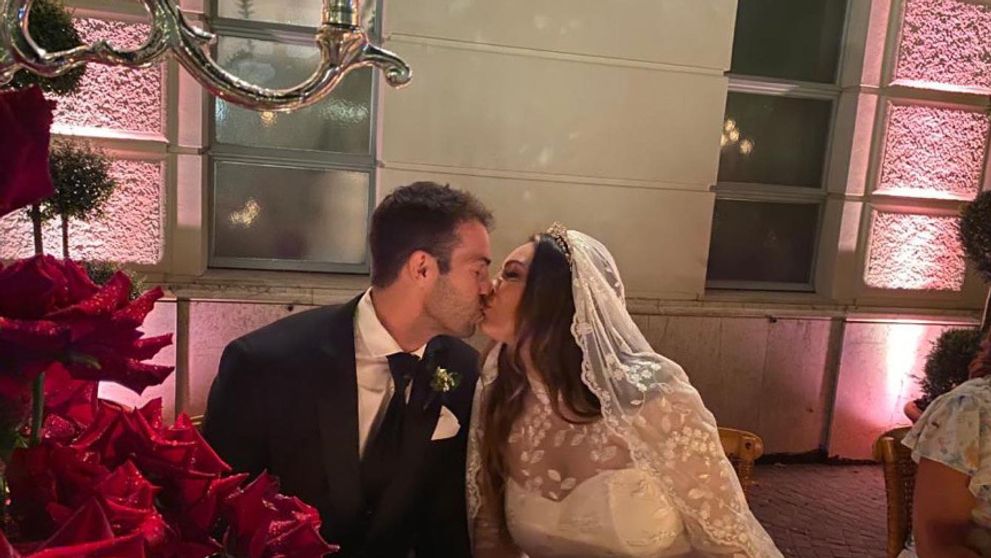 Ten pravý prišiel po 40-ke. Legendárna plus-size modelka sa konečne dočkala svadby!