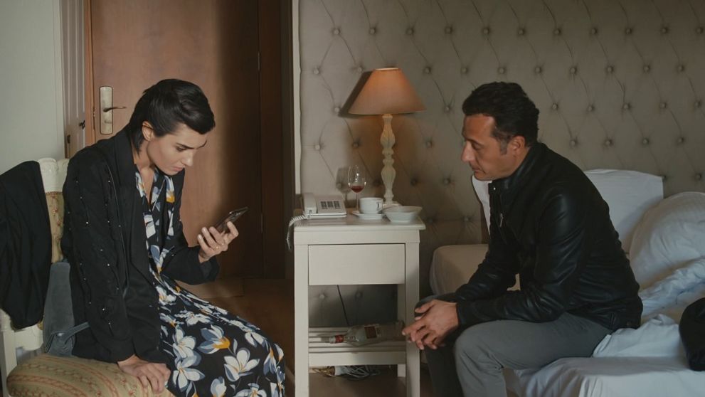 Statočný a krásna: 74. a 75. epizóda