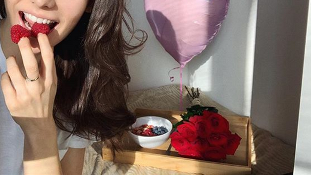 Markizáčka po boku sexy hokejistu. Tvoria krásny pár