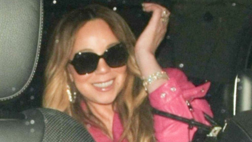 Tak má ich alebo nie? Mariah Carey nechala fotografov nahliadnuť do rozkroku