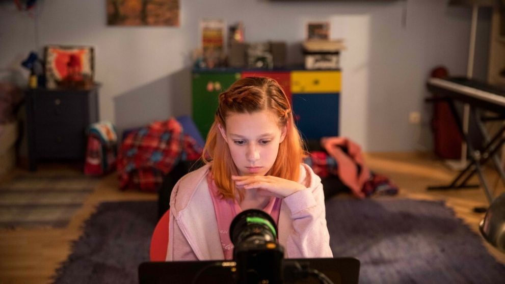 Herečka z filmu V sieti: Z vyše dvetisíc mužov na internete nechcel sexuálny kontakt iba jeden