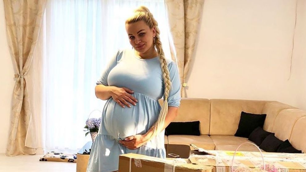 Sexy exfarmárka mamičkou: Pri pôrode však nastali komplikácie!