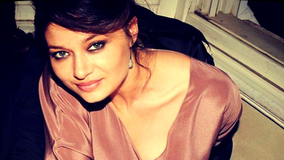 Jeden prepadák za druhým: Krásnej Nurgül Yeşilçay sa smola lepí na päty!