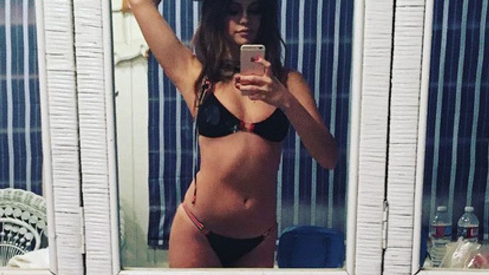 Selena Gomez poďakovala kamarátkam fotkou v bikinách. To je telo!