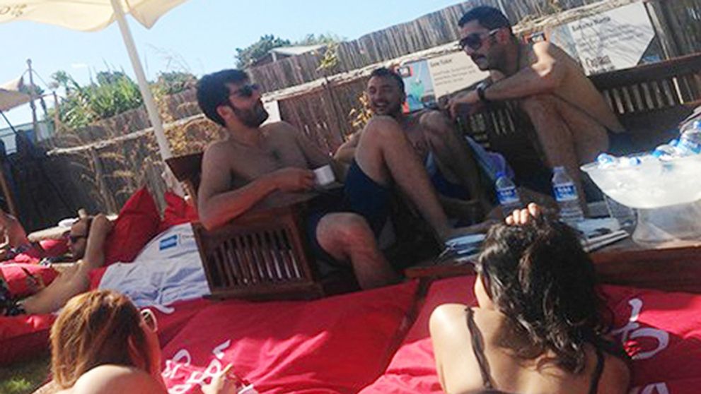 Začali sa herecké prázdniny: Kam si to namieril charizmatický Ezel?